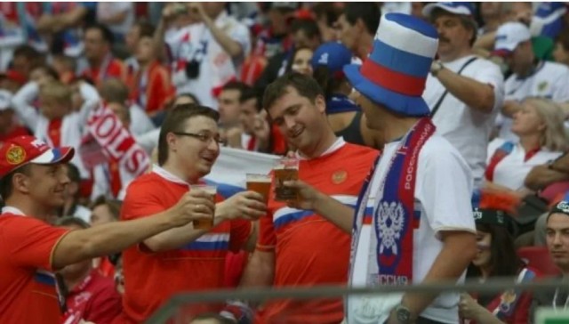С таким парнем не соскучишься во время перерыва