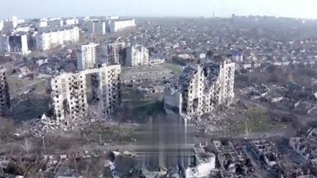 Над Запорожской АЭС поднимаются клубы дыма