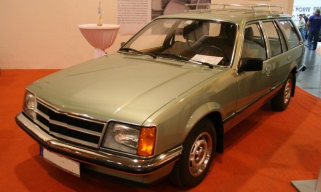 Игра на ЯПе: Угадай АВТО-6