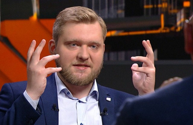 Бундестаг окончательно принял закон, упрощающий получение гражданства Германии
