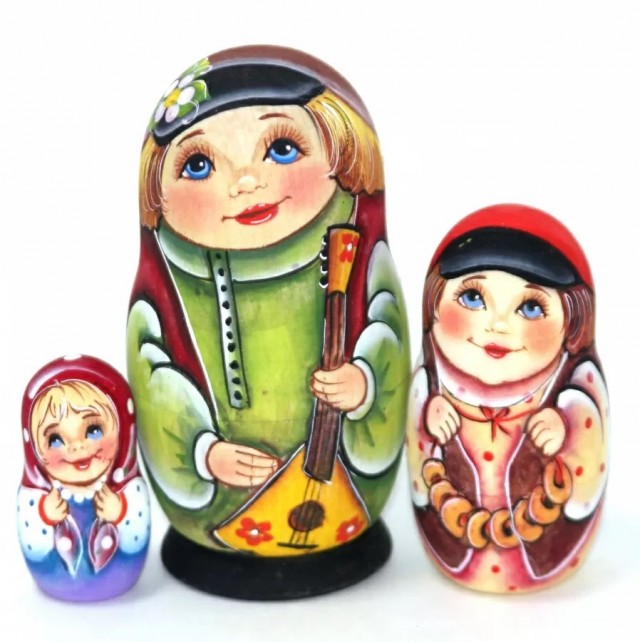 Откуда русские привезли балалайку