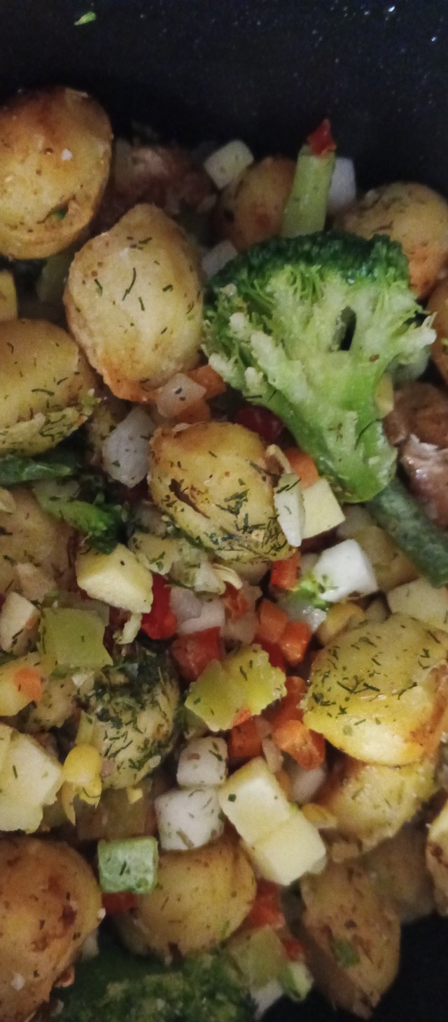 Жарю пельмени с мясом