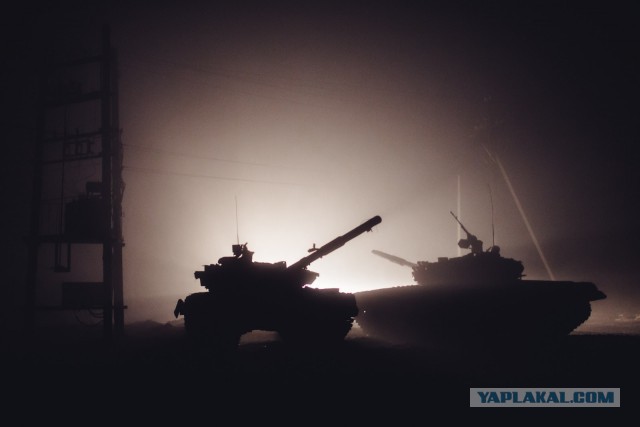 35 остросюжетных фотографий из армейской жизни