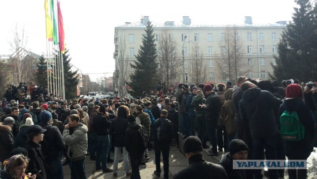 Задержания происходят на антикоррупционных акциях «Он нам не Димон»