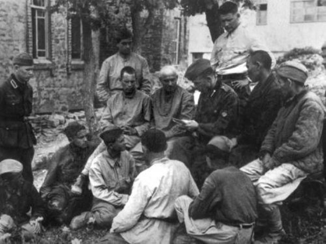 Памятник примирения – кому и зачем
