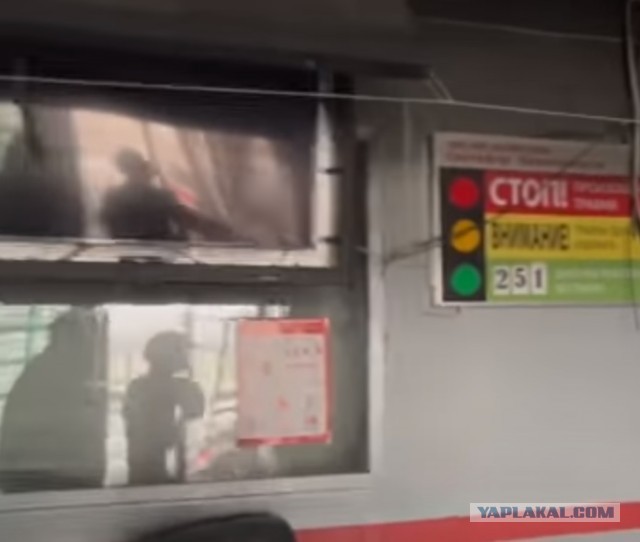 Дети в Азовстали умоляют о помощи! Что не так с этим видео?
