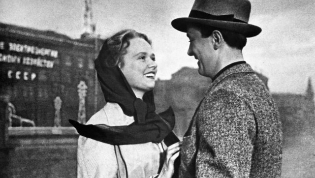 Нина Гребешкова: мечтала быть учительницей, отказала лётчику и сама чинила «Жигули»