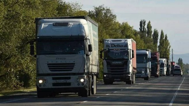 Российские перевозчики предупредили о скором дефиците фур