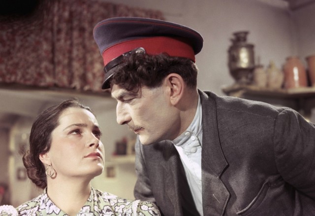 Подборка фотографий актеров, актрис и всем известных людей. 05.05.25