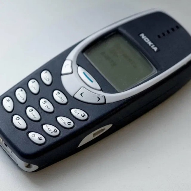 Зумеры массово возвращаются к MP3-плеерам. Оказалось, что старая техника выгоднее подписок
