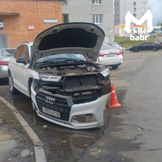 Синий синий жигуль.