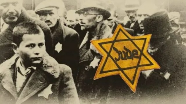 Вот как выглядят прилавки после обязательной маркировки книг, где упоминаются запрещенные вещества