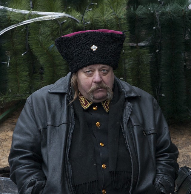 В Киеве разрушили памятник Ленину!