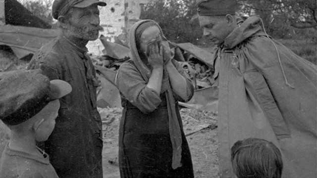 "Русские герои, мы вас ждали..."