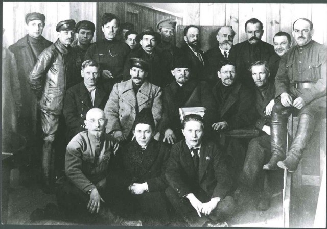 История в фотографиях