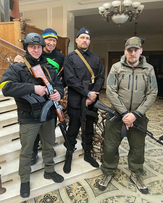 Усик драпанул из теробороны