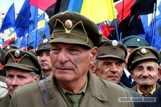 Они просто здороваются