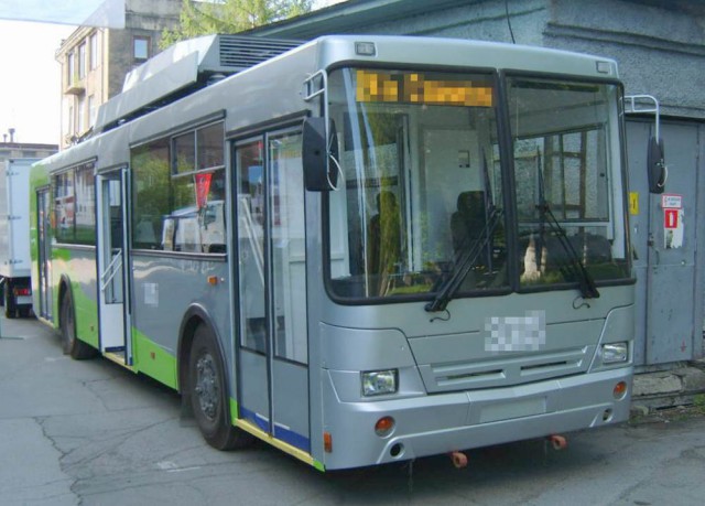 Игра на ЯПе: Угадай АВТО-8