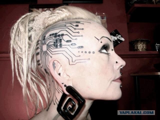 интересная тётя