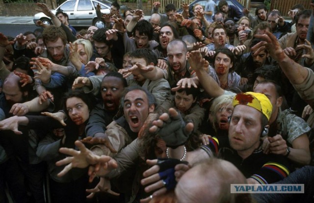 Митингующие в Киеве штурмуют здание Рады