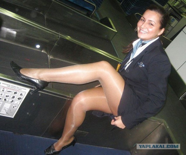 Девушки, которым скучно на работе