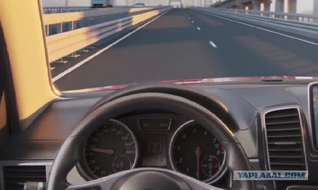 Автодорожная часть моста‍ в Крым завершена