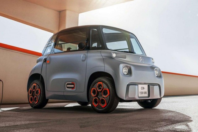 Citroёn представила электрокар, который можно водить без прав в Европе