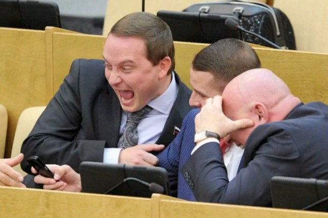 Депутаты хотят обязать чиновников ежегодно проходить проверку на детекторе лжи