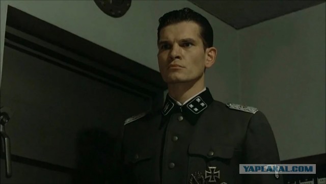 Персонажи и их реальные прототипы в фильме "Бункер" 2004 года.