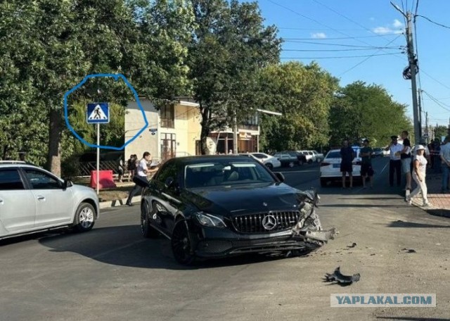 План был надёжный... В Невинномысске два подростка в тайне от родителей купили питбайк и разбились в первой же поездке