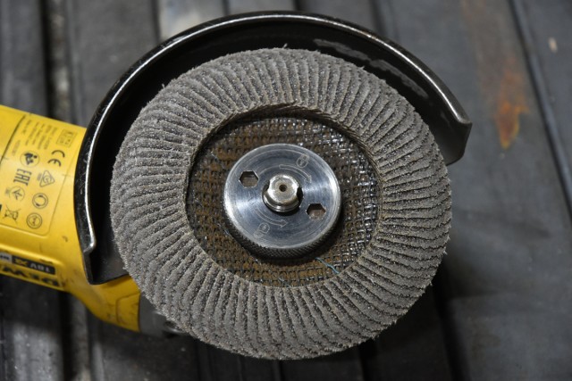 Об этом не скажут в магазине: почему одни шлифовальные диски улетают за минуту, другие держатся днями