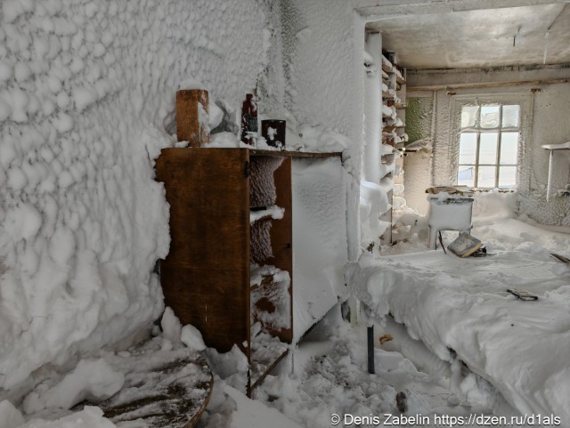 Замороженная полярная станция в Арктике, которую покинули 30 лет назад