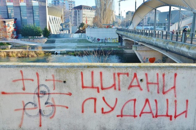 Косовска-Митровица: разделенный город,