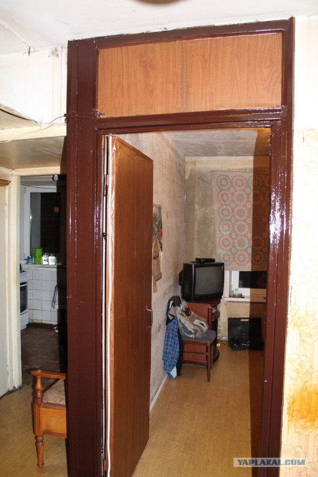 Небольшой рестайлинг двери в съемной квартире