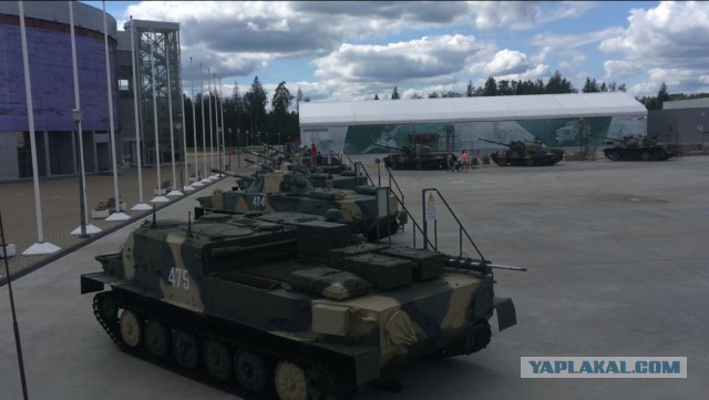 60 км на самокате по подмосковью. Старая усадьба и танки с вертолётами