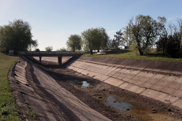 Крым намерен инициировать переговоры с Украиной по пропуску вод Днепра.