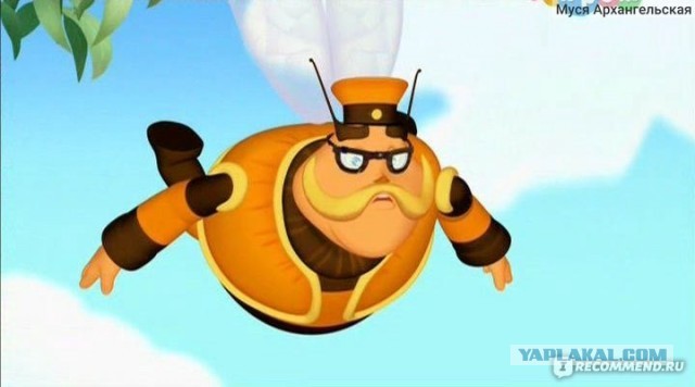 Радикальные меры борьбы с шершнями.