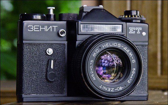 Госкорпорация «Ростех» намерена возродить бренд фотоаппаратов «Зенит»