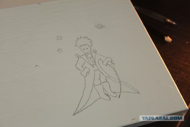 Реставрация комода по мотивам  сказки Экзюпери