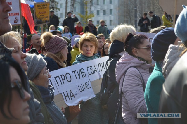 В Архангельске задержали десять участников бессрочной акции против строительства мусорного полигона в Шиесе