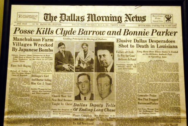 «Не видел никого, кто бы так наслаждался убийствами»: 85 лет назад в США застрелили гангстеров Бонни и Клайда