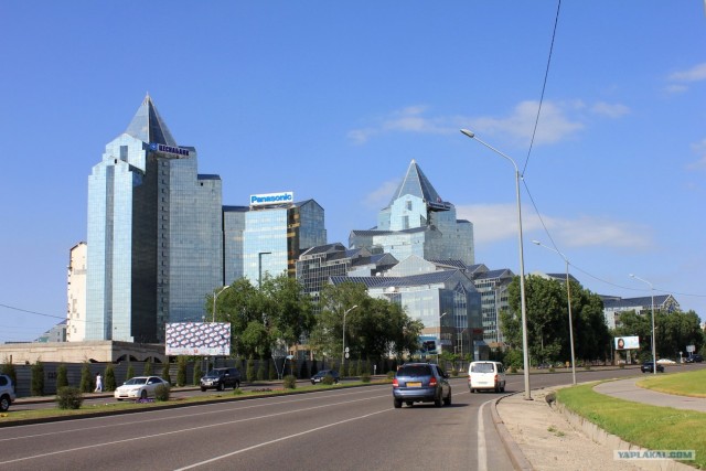 Алматы 2011: город контрастов