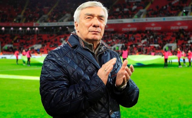 В Москве скончался известный футбольный тренер Георгий Ярцев.