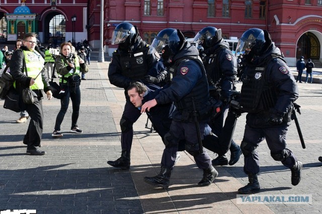 До сих пор не хотят жить по законам России, в ауле всё по другому