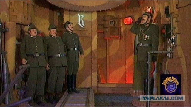 Экипаж Т-80 построил «царь-мангал» с вентиляцией и походной койкой.