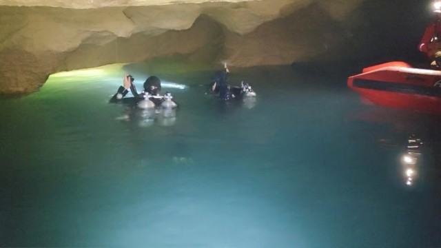 Потерявшийся китайский дайвер прожил 5 дней под водой и питался пещерной рыбой, пока его не спасли