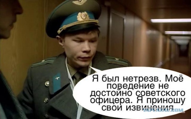 Петербуржец шокировал соседей своей парковкой на лестнице