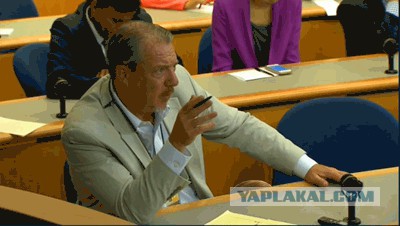 Тост за этого парня!