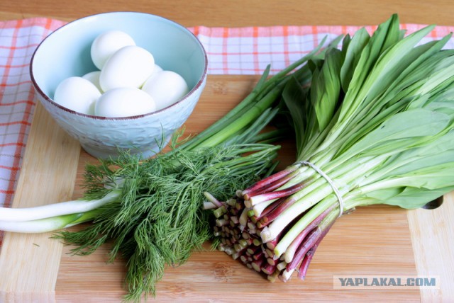 Пирожки с черемшой и яйцами