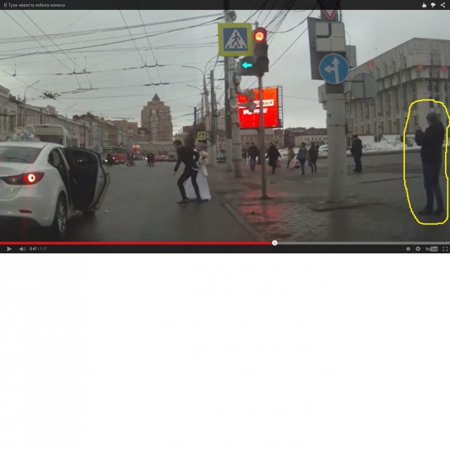 В Туле невеста отхлестала жениха букетом и сбежала из-под венца